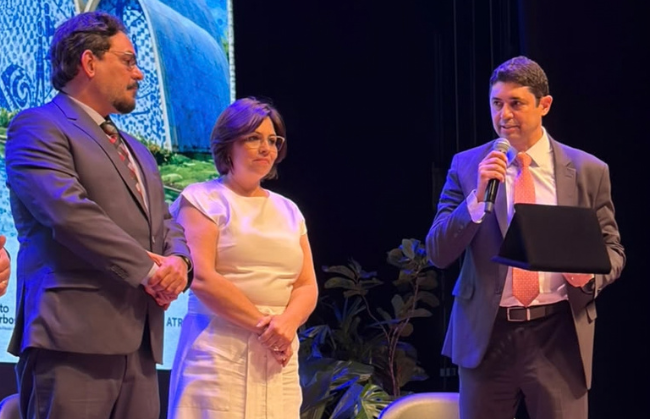 Homenagem: Conselheiro Wagner de Campos Rosário recebe Comenda