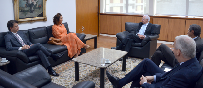 Procuradora Geral do Estado visita TCESP