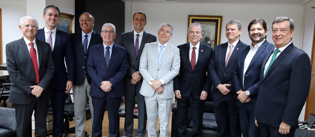 TCESP recebe chefes dos três poderes do Estado em visita institucional