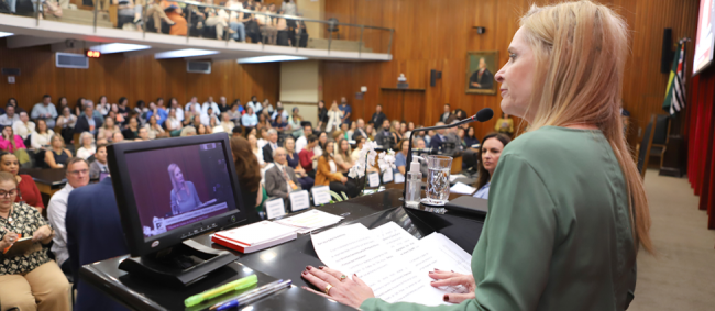 TCESP e TJSP lançam prêmio que reconhece ações municipais pela Primeira Infância 