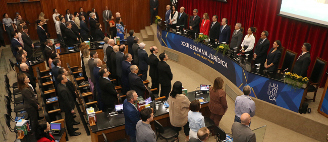 Presidente do TJSP abre XXII Semana Jurídica do TCE;palestrante destaca desafios e ações no Judiciário