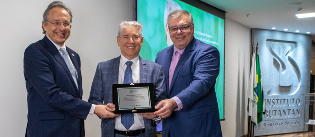 Instituto e Fundação Butantan homenageiam Conselheiro Roque Citadini