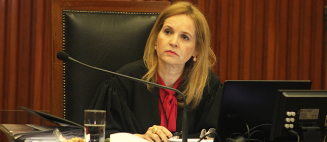 Primeira Câmara julga 10 contratos irregulares