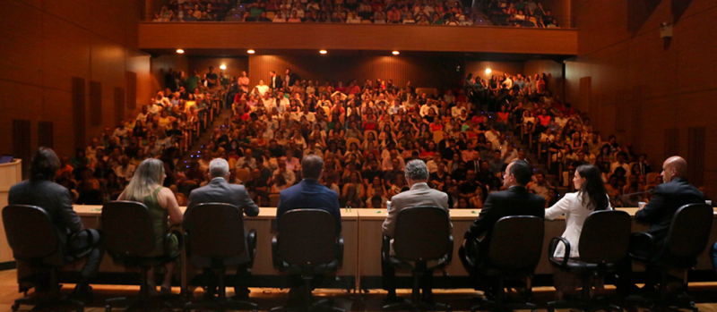 Em Ribeirão Preto, encontro do Ciclo de Debates reúne 550 agentes públicos de 56 municípios