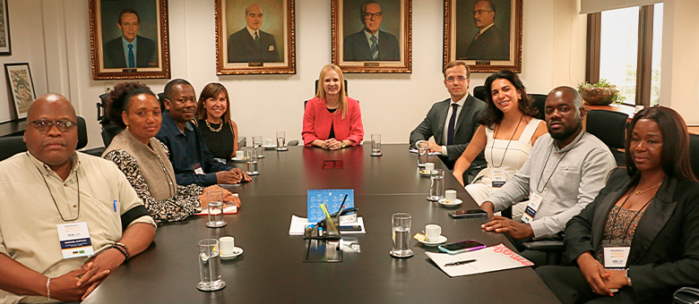 TCESP recebe delegação do Governo de Moçambique para troca de experiências sobre contratações públicas e controle externo