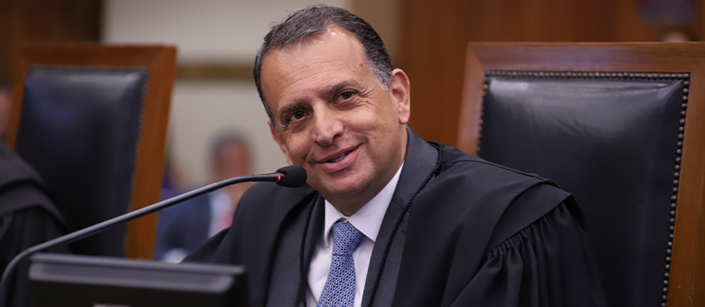 Tribunal de Contas multa Prefeito de Votorantim e Secretário por irregularidades em compra de uniformes